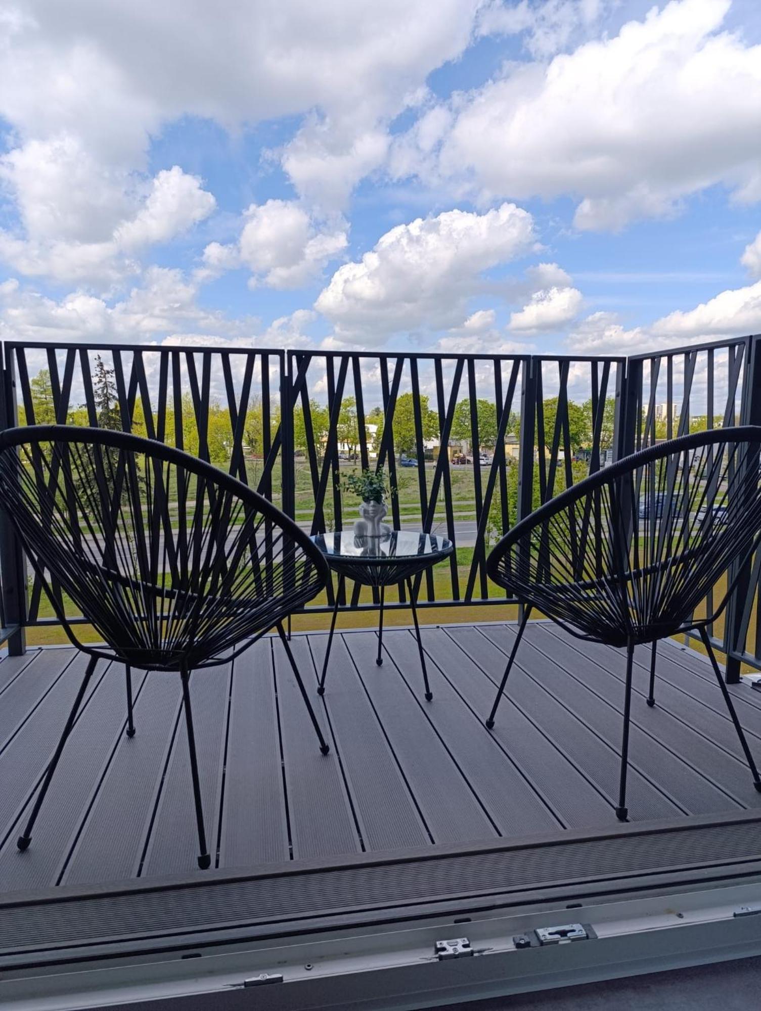 Apartament Sztuk Pieknych 10 Piła Exterior foto